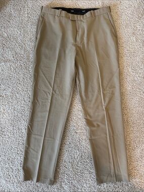 IZOD Men’s Khaki Dress Pants 36x32 Straight Fit Stretch Performance